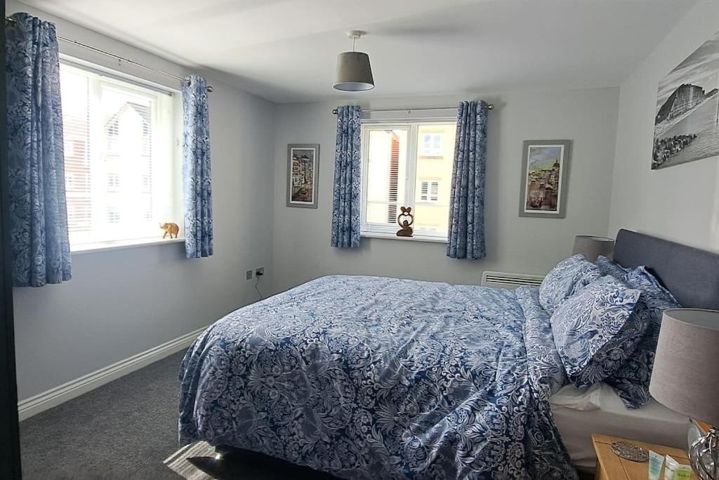 2 Bedroom In Upon Avon With Free Onsite Parking Apartamento *
